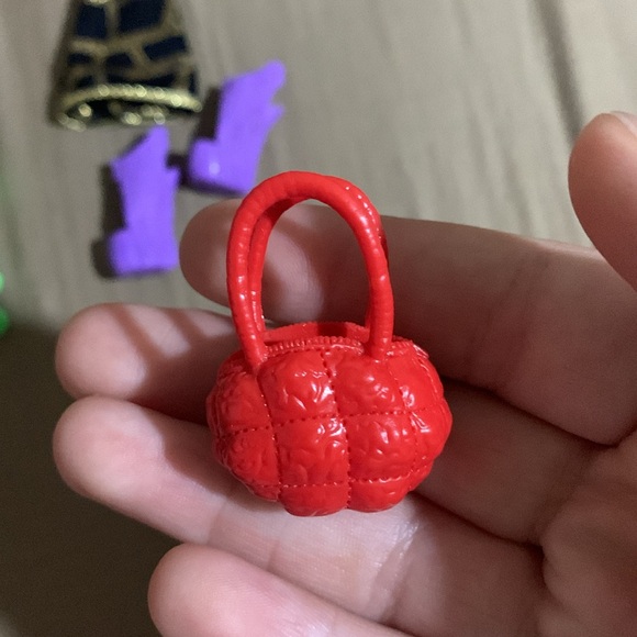 Venus, Clawdeen, Ghoulia, and Rochelle Replacement Parts, “Ghouls Night Out” - Picture 2 of 10